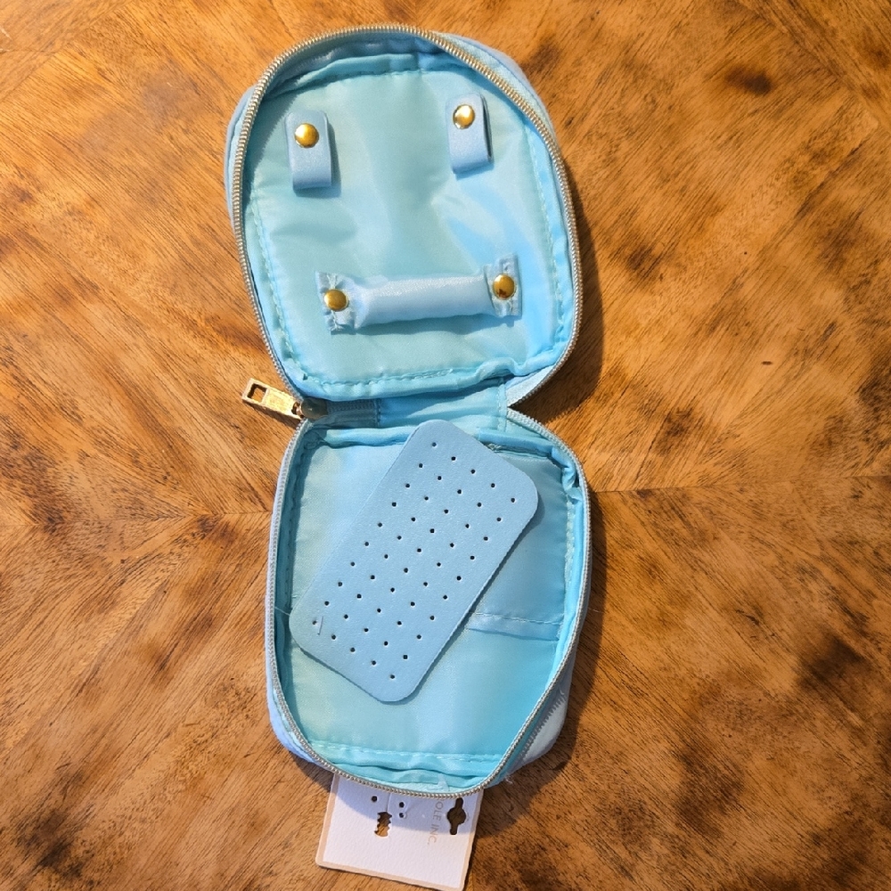 Compact Travel Organizer